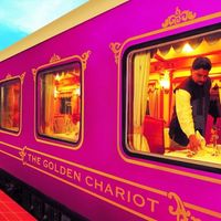 goldenchariottrain